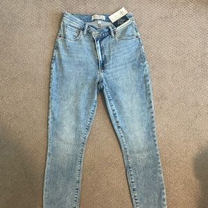 Abercrombie high rise The super skinny ankle Curve Love